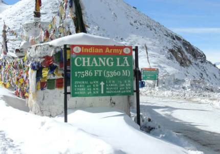 Leh Ladakh Scenic Explorer – Mountains & Valleys