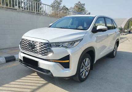 Book Your Innova Hycross Taxi in Minutes
