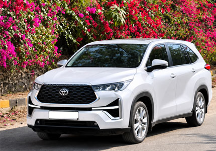 Innova Hycross Luxury Taxi
