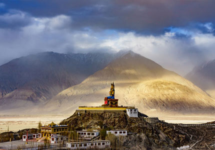 Leh Ladakh Explorer – 9-Day Journey